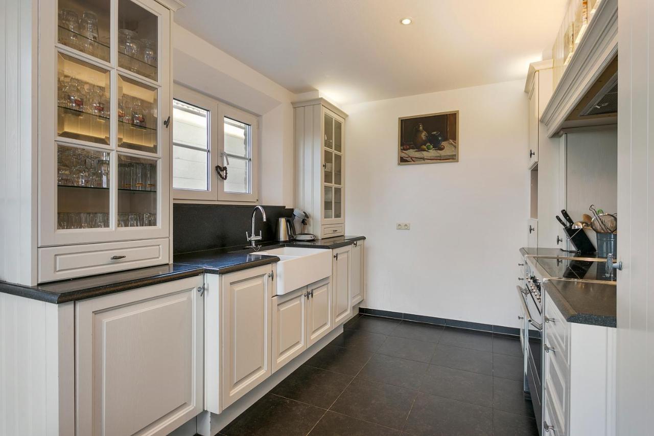 Villa 'T Korenhof - Landelijk Gelegen Villa Op 4 Km Van Het Strand コクセッド エクステリア 写真
